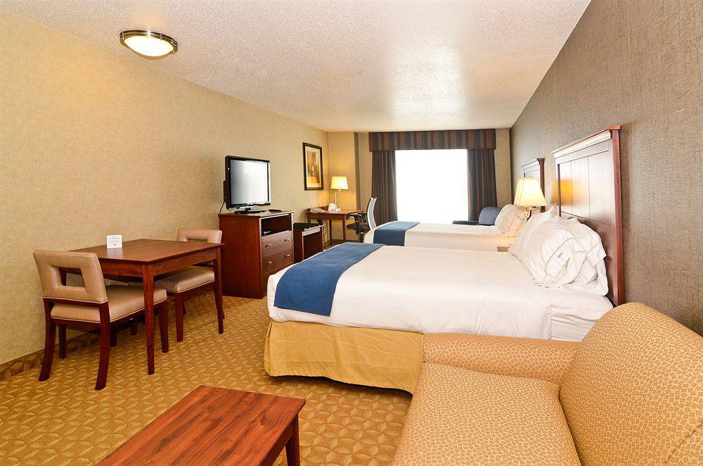 Express & Atkinson By Ihg 2*